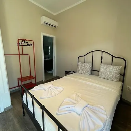 Hostel Dp *